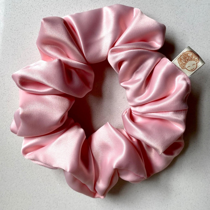 CurlyEllie Curl Scrunchie Medium 6cm - Baby Pink